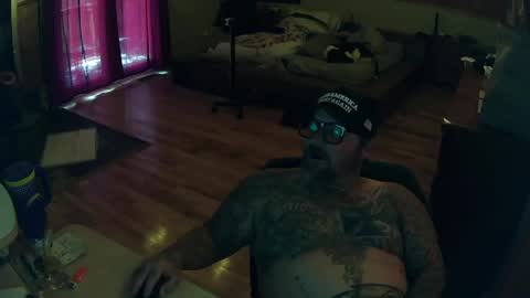 biggdaddy4206913 online show from May 20, 6:36 pm