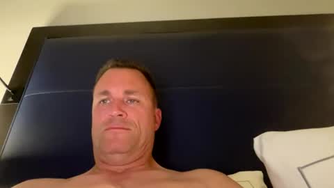 bigger22332233 online show from July 24, 8:32 am