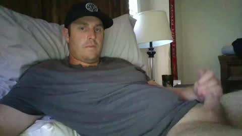 biggie19523064 online show from June 28, 8:04 pm
