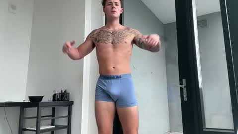 BIGJONNNNN online show from June 19, 9:08 pm