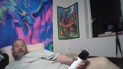 bigman42of0rlife online show from May 9, 10:49 am
