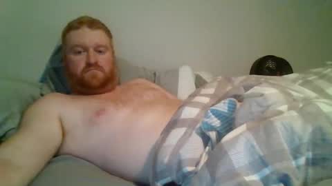 bigred92899 online show from April 30, 4:08 am
