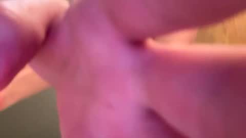 bigskinnyboyshh online show from May 1, 2:26 am