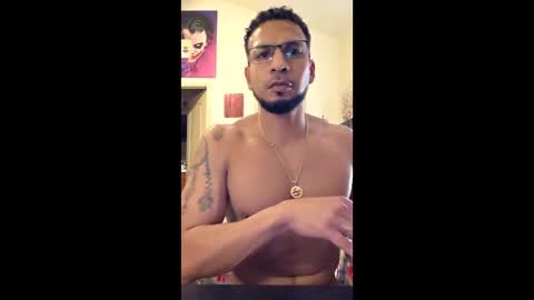 bigswoletroll online show from April 29, 9:47 am