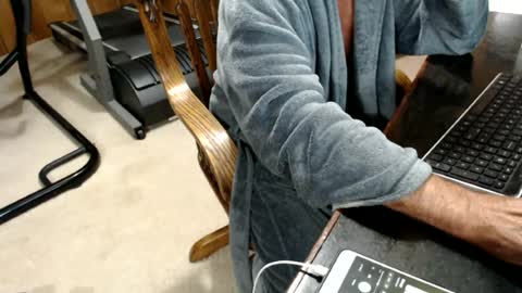 billy471 online show from June 26, 5:37 pm