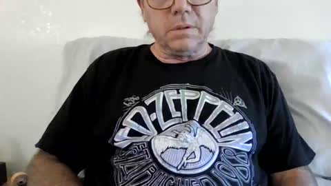 billydubs online show from May 11, 4:04 pm