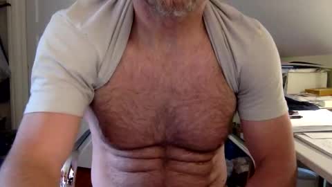 BisonBar online show from May 2, 4:10 pm