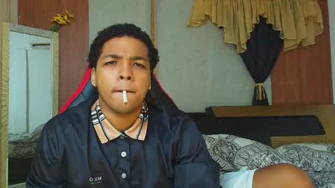 black_king_241 online show from June 6, 1:50 pm