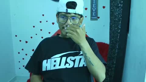mateo online show from May 12, 1:36 am