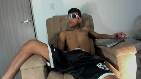 Marlon online show from June 1, 6:19 pm