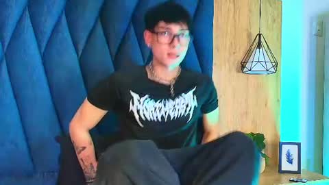 blake___01 online show from July 5, 8:16 pm
