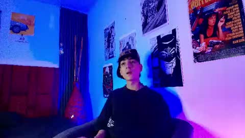 blake___01 online show from July 18, 10:48 pm