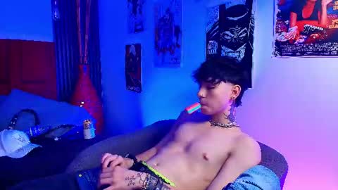 blake___01 online show from July 23, 1:58 am