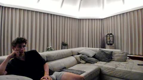 blinded12321 online show from July 17, 8:15 pm