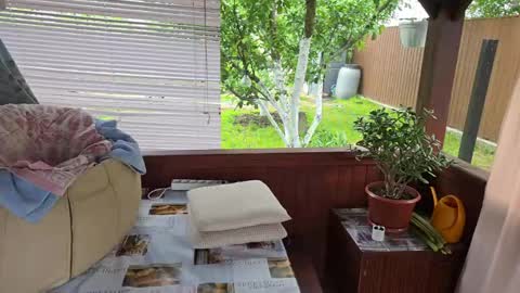 blond_boy69 online show from May 29, 11:53 am