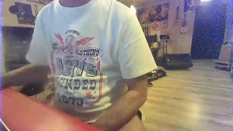 blue73524833 online show from April 20, 11:13 am