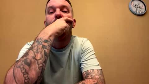 bluecollarpixel online show from May 3, 7:16 pm