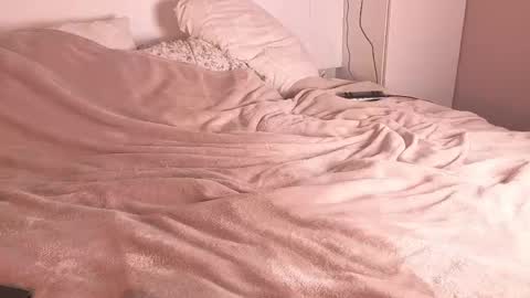 boiteasex online show from May 5, 8:09 pm