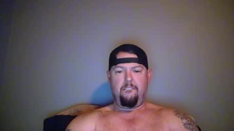bowtieguy84 online show from May 2, 10:51 am