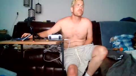 boxersorjocks8 online show from July 7, 6:47 am