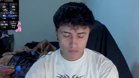 boy_nauthy online show from May 16, 11:47 pm
