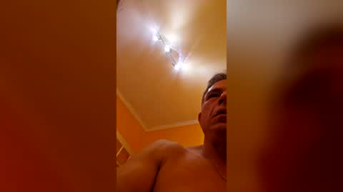 boyaroues online show from June 15, 9:51 pm