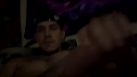 boyfadeddd7 online show from August 2, 3:49 am
