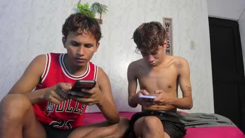 ALEX - TAYLER  -MIKE online show from May 10, 1:18 am