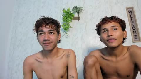 ALEX - TAYLER  -MIKE online show from May 15, 1:58 am