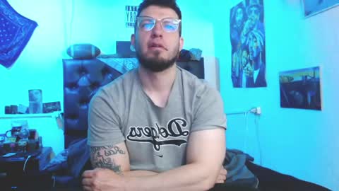brad hot boy online show from May 29, 4:17 pm