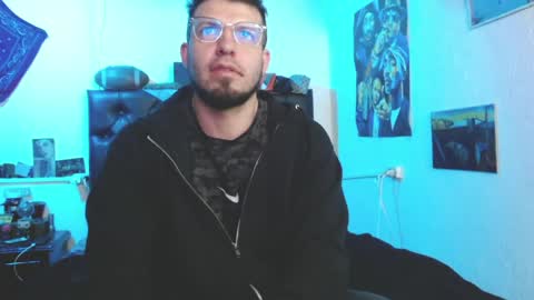 brad hot boy online show from May 2, 7:38 pm