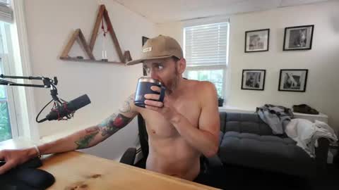 BradBronton online show from May 1, 10:51 am