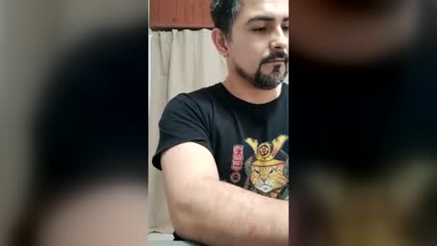 bradd_32 online show from July 20, 11:23 am