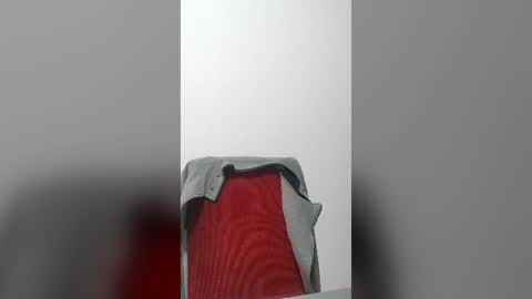bradd_32 online show from August 4, 1:59 pm