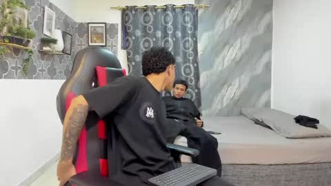 brandom_brook online show from May 13, 3:47 am