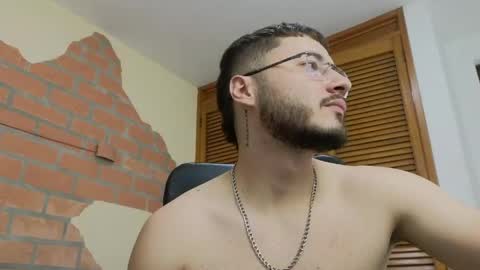 brandon__01 online show from June 6, 8:15 pm
