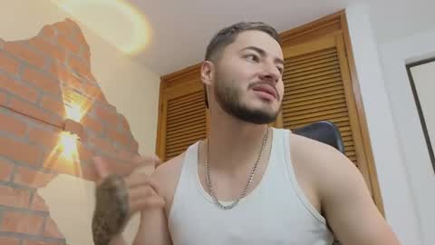 brandon__01 online show from June 7, 8:16 pm