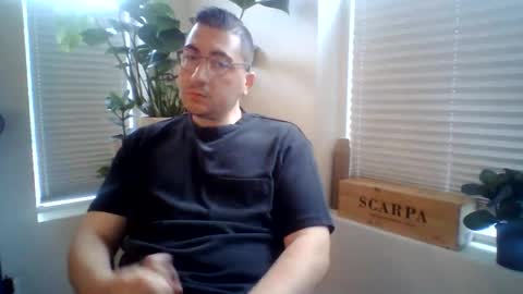 breakingbad84 online show from June 3, 4:47 am