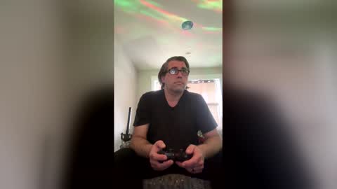 brentis1976 online show from May 8, 5:24 pm