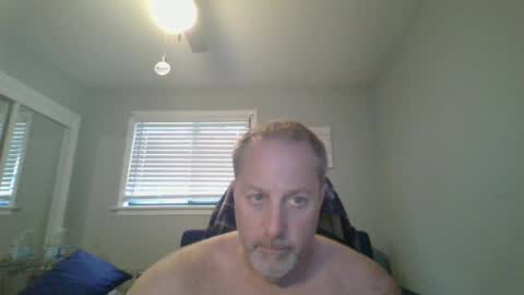hey online show from May 13, 8:28 pm