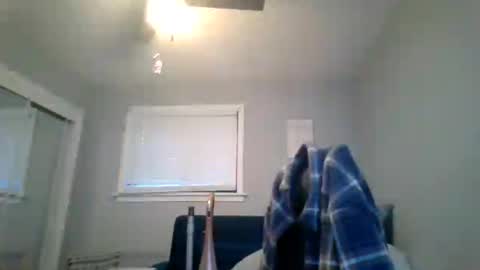 hey online show from August 7, 12:06 am
