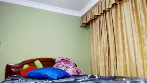 brianhot_23 online show from May 13, 1:46 am