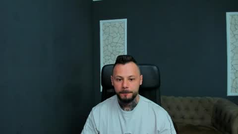 Brian online show from May 4, 4:25 am