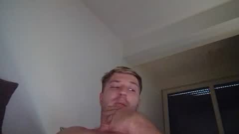 brii0000 online show from August 8, 1:51 pm
