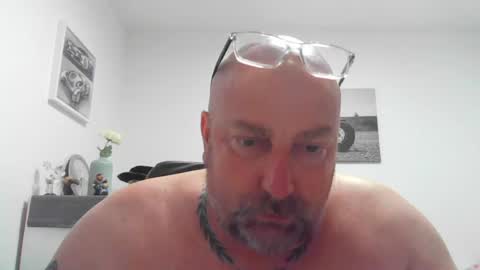 Brisco schner Schwanz online show from July 31, 8:25 am