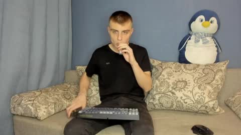bristlebback online show from May 18, 4:22 pm
