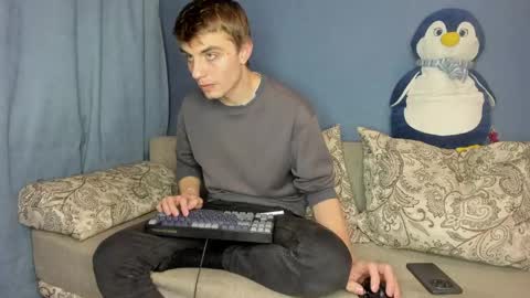 bristlebback online show from May 14, 4:49 pm