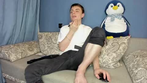 bristlebback online show from May 1, 4:42 pm