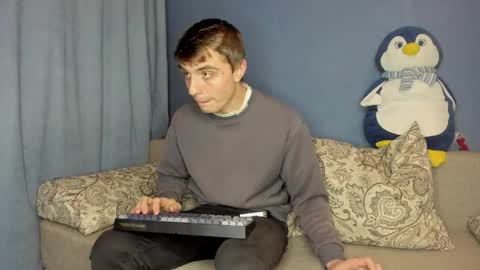 bristlebback online show from May 10, 5:14 pm