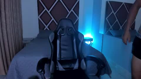 Bryan  online show from July 7, 7:39 pm
